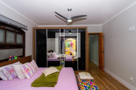 Casa à venda com 200m², 5 quartos e 4 vagasCasa 2 - Quarto 2