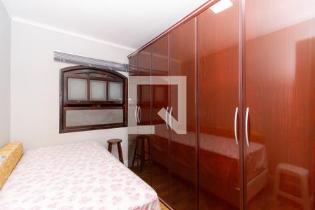 Casa à venda com 200m², 5 quartos e 4 vagasCasa 2 - Quarto 1