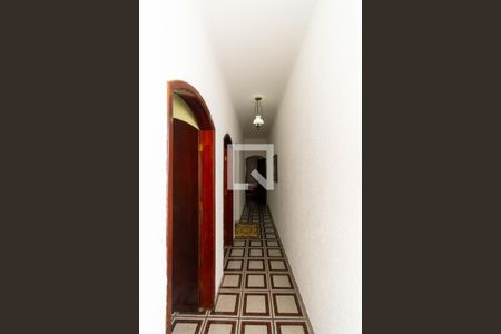 Casa à venda com 200m², 5 quartos e 4 vagasCorredor