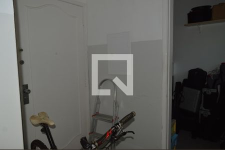 Apartamento para alugar com 132m², 3 quartos e 1 vagaÁrea de Serviço