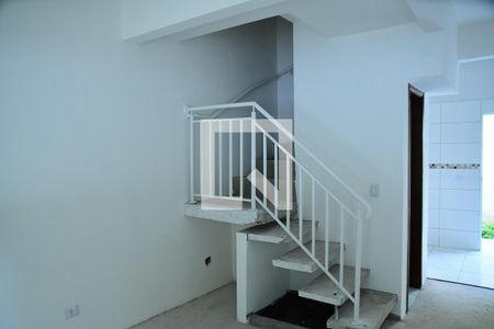 Sala de casa de condomínio para alugar com 2 quartos, 83m² em Bairro do Maranhao, Cotia