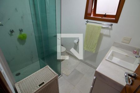 Casa à venda com 280m², 4 quartos e 2 vagasBanheiro 1