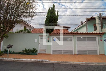 Casa à venda com 280m², 4 quartos e 2 vagasFachada 
