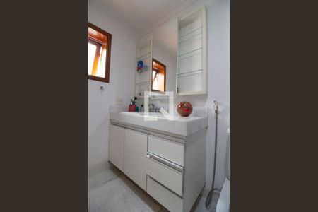 Casa à venda com 280m², 4 quartos e 2 vagasBanheiro 3