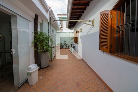 Casa à venda com 280m², 4 quartos e 2 vagasÁrea externa 