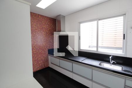 Casa para alugar com 280m², 3 quartos e 2 vagasCozinha