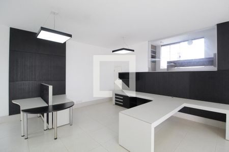 Sala 1 de casa para alugar com 3 quartos, 280m² em Centro, Uberlândia
