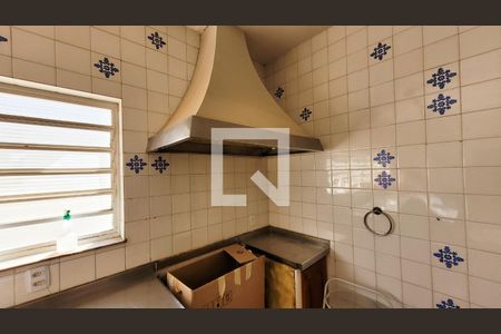 Casa à venda com 280m², 4 quartos e 1 vagaCozinha