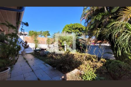 Casa à venda com 280m², 4 quartos e 1 vagaJardim