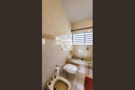 Casa à venda com 280m², 4 quartos e 1 vagaBanheiro da Suíte master