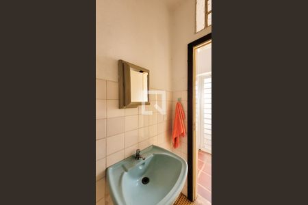 Casa à venda com 280m², 4 quartos e 1 vagaBanheiro de serviço