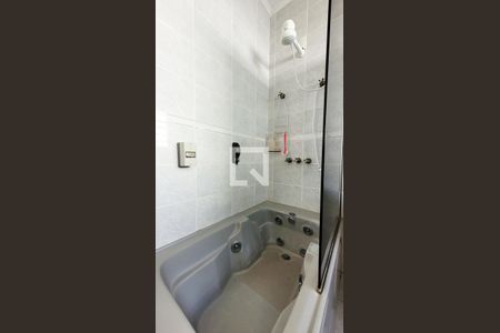 Casa à venda com 280m², 4 quartos e 1 vagaBanheiro da Suíte 1