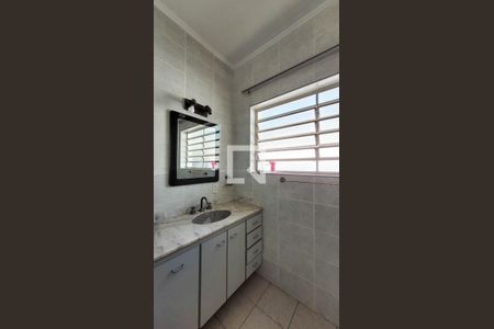 Casa à venda com 280m², 4 quartos e 1 vagaBanheiro da Suíte 1