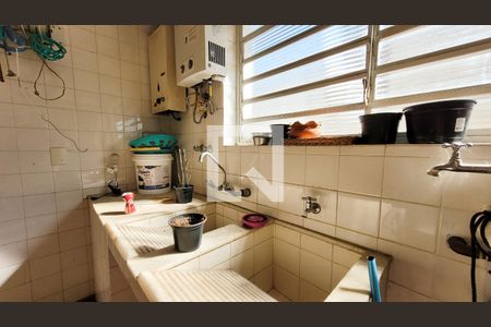 Casa à venda com 280m², 4 quartos e 1 vagaÁrea de Serviço