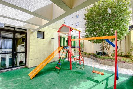 Apartamento à venda com 87m², 3 quartos e 2 vagasÁrea comum - Playground