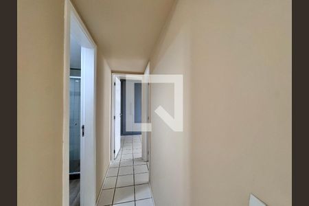Corredor de apartamento para alugar com 2 quartos, 69m² em Recreio dos Bandeirantes, Rio de Janeiro