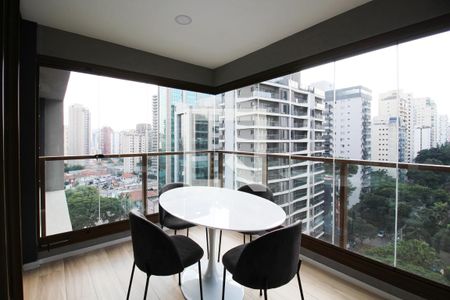 Varanda  de kitnet/studio para alugar com 1 quarto, 46m² em Vila Nova Conceição, São Paulo