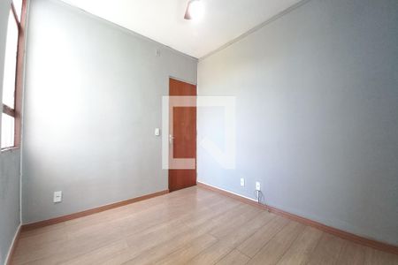 Sala de apartamento para alugar com 2 quartos, 47m² em Parque São Jorge, Campinas
