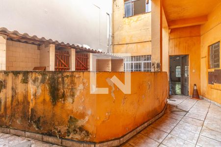 Casa à venda com 292m², 3 quartos e 2 vagasQuintal