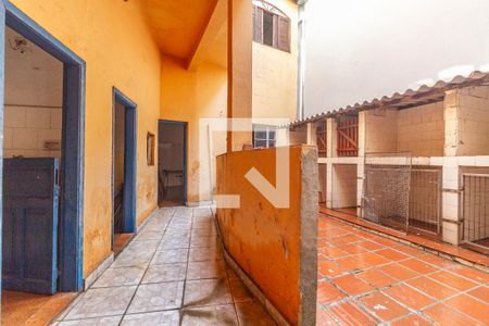 Casa à venda com 292m², 3 quartos e 2 vagasQuintal