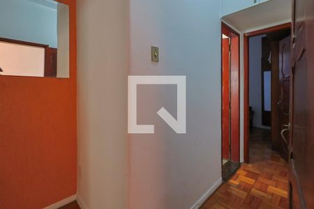 Corredor de apartamento à venda com 3 quartos, 92m² em Centro, Belo Horizonte