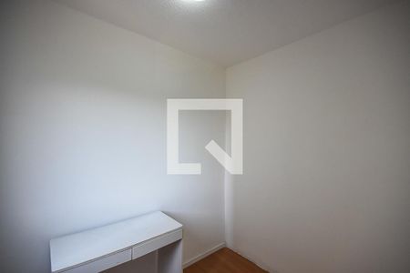 Quarto 1 de apartamento para alugar com 3 quartos, 60m² em Conjunto Promorar Raposo Tavares, São Paulo