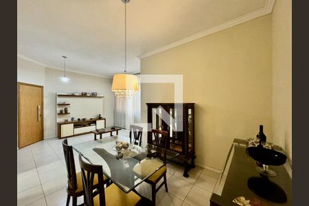 Sala de apartamento à venda com 3 quartos, 130m² em União, Belo Horizonte