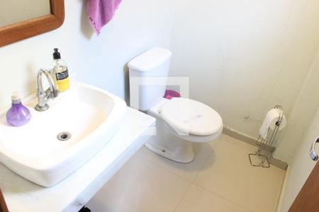 lavabo de casa para alugar com 3 quartos, 114m² em Centro, São Vicente