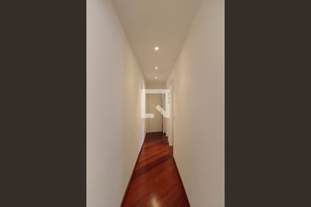 Apartamento à venda com 58m², 2 quartos e 1 vagaCorredor