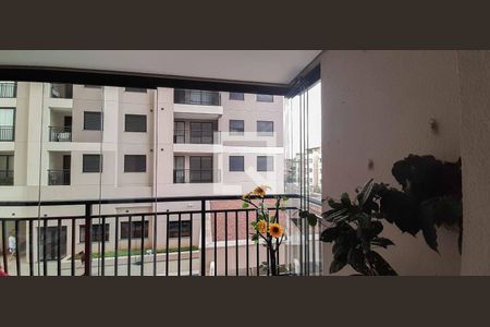 Varanda de apartamento à venda com 3 quartos, 56m² em Padroeira, Osasco