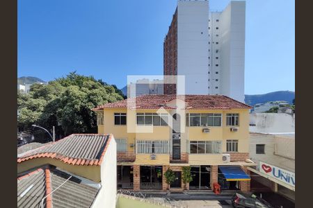 Vista da Sala de apartamento à venda com 2 quartos, 62m² em Grajaú, Rio de Janeiro