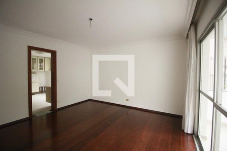 Sala 1 de apartamento para alugar com 4 quartos, 220m² em Moema, São Paulo