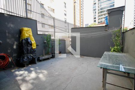 Casa à venda com 136m², 2 quartos e 1 vaga Casa à venda com 136m², 2 quartos e 1 vagaQuintal