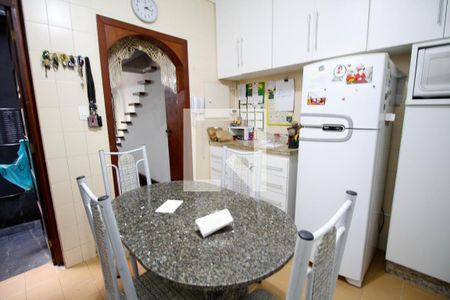 Casa à venda com 136m², 2 quartos e 1 vaga Casa à venda com 136m², 2 quartos e 1 vagaCozinha