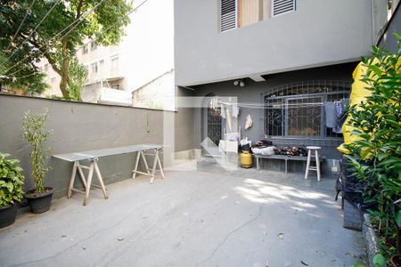 Casa à venda com 136m², 2 quartos e 1 vaga Casa à venda com 136m², 2 quartos e 1 vagaQuintal