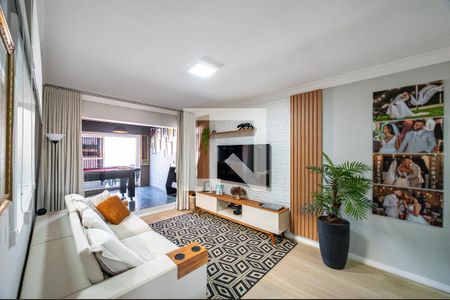 Sala de casa à venda com 3 quartos, 250m² em Parque Jabaquara, São Paulo