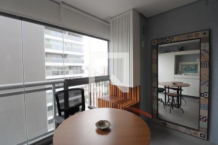Sacada de kitnet/studio para alugar com 1 quarto, 30m² em Pinheiros, São Paulo
