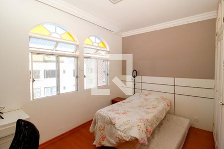  Quarto 1 de apartamento à venda com 3 quartos, 140m² em Sagrada Família, Belo Horizonte