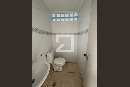 Casa à venda com 270m², 5 quartos e 2 vagasbanheiro 1