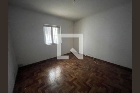 Casa à venda com 270m², 5 quartos e 2 vagasquarto 3