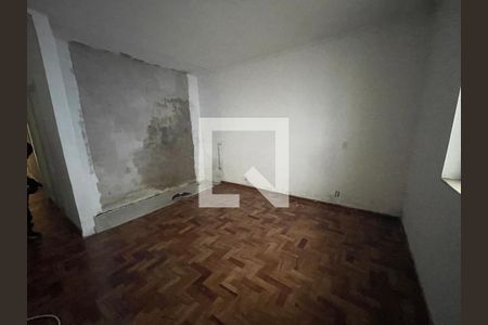 Casa à venda com 270m², 5 quartos e 2 vagasquarto 3