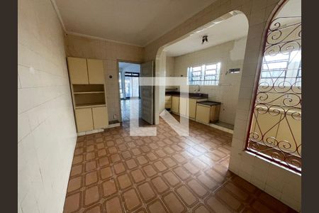 Casa à venda com 270m², 5 quartos e 2 vagasCozinha