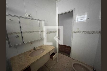 Casa à venda com 270m², 5 quartos e 2 vagasbanheiro 3