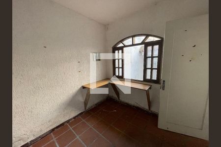 Casa à venda com 270m², 5 quartos e 2 vagasquarto 4