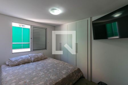 Quarto de apartamento à venda com 3 quartos, 80m² em Santo Antônio, Belo Horizonte