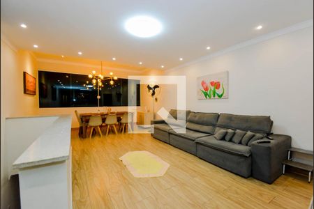 Sala de casa à venda com 4 quartos, 375m² em Jardim Adriana, Guarulhos
