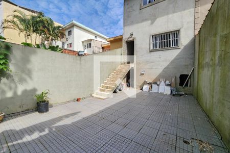 Casa à venda com 239m², 3 quartos e 3 vagasQuintal
