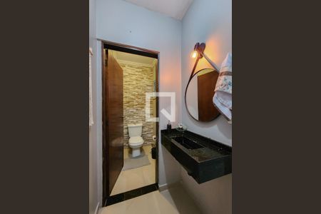 Casa à venda com 239m², 3 quartos e 3 vagasLavabo