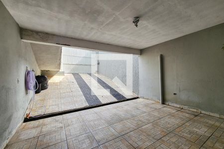 Casa à venda com 239m², 3 quartos e 3 vagasGaragem