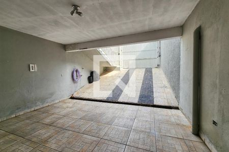 Casa à venda com 239m², 3 quartos e 3 vagasGaragem